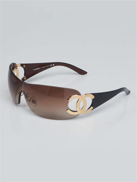 Sunglasses 4125 125/13 Chanel Brown in Plastic 